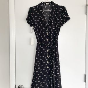 Aritzia Wilfred Shirt Dress in Daisy